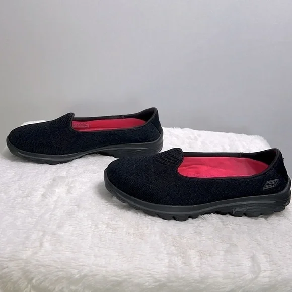 Sketchers Black Axis GoWalk 2 Mesh Slip-On Walking Shoe size 6 - Picture 10 of 12